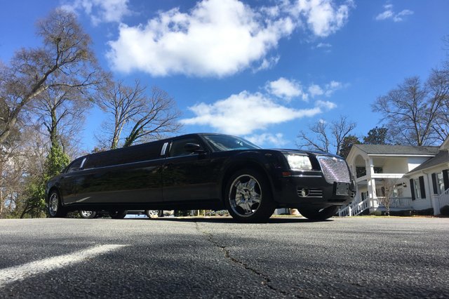 black chrysler limo